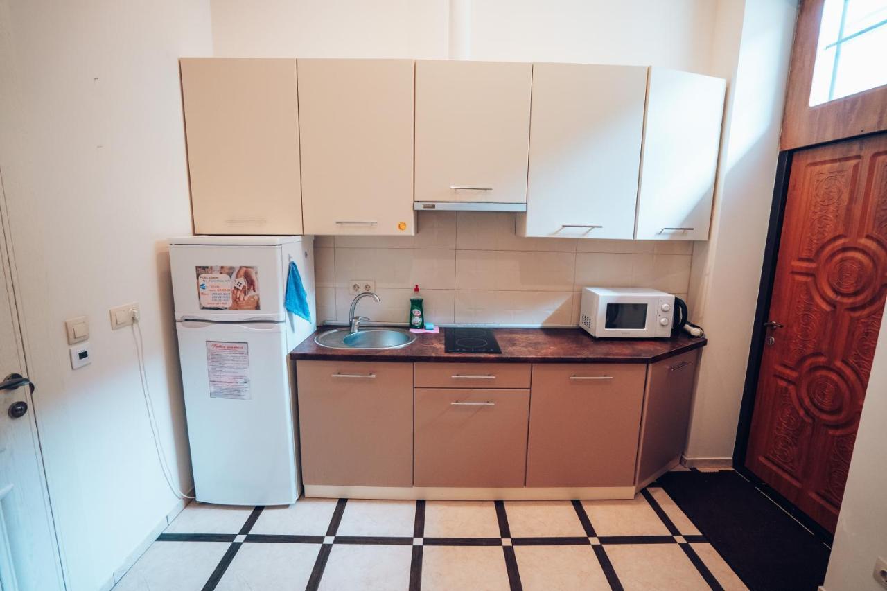 Wonderful Flat On City Center Ужгород Экстерьер фото